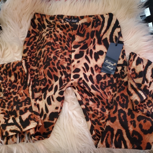 NWT leopard full length leggings - Picture 3 of 3